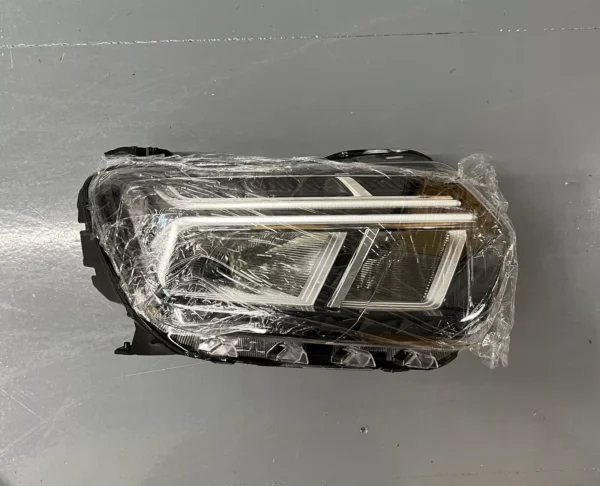 FOR DACIA DUSTER 260100127R HEADLIGHT 2022-2024 FRONT RIGHT DRIVERS NEW LED - Image 4