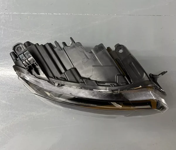FOR DACIA DUSTER 260100127R HEADLIGHT 2022-2024 FRONT RIGHT DRIVERS NEW LED - Image 5