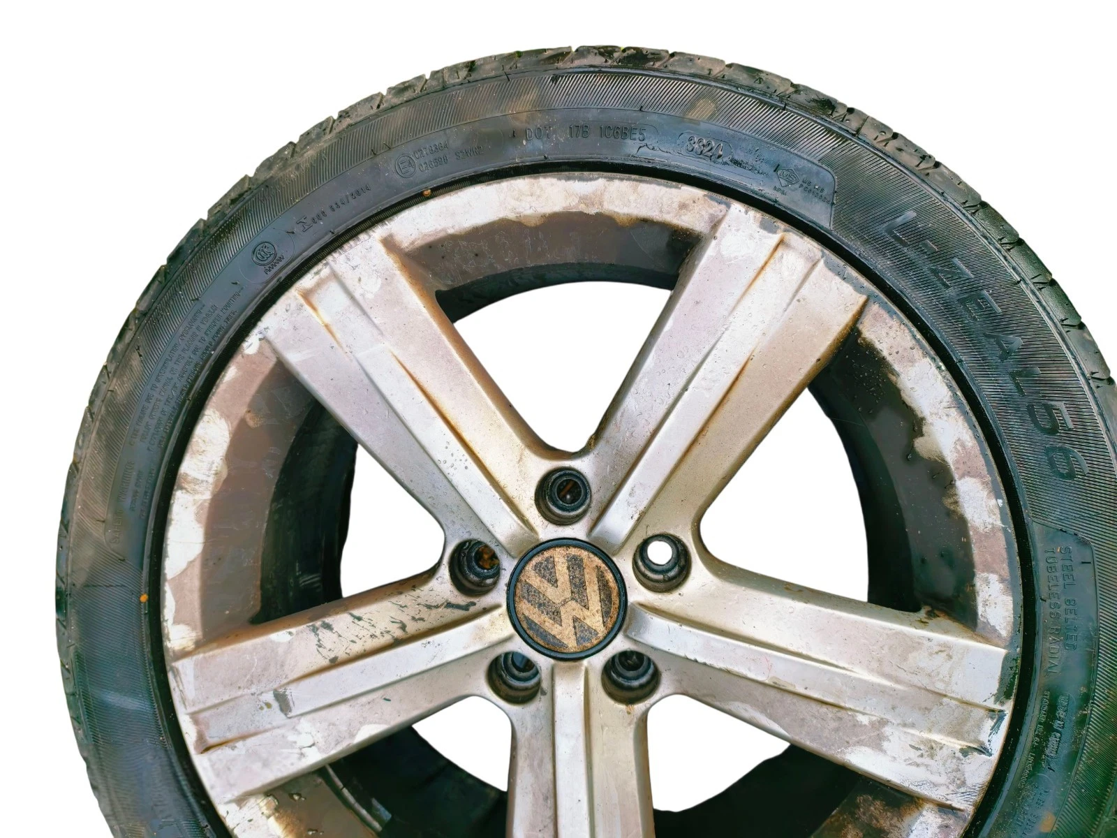 GENUINE VW PASSAT ESTATE B7 17" ALLOY WHEEL WITH TYRE 3AA601025E