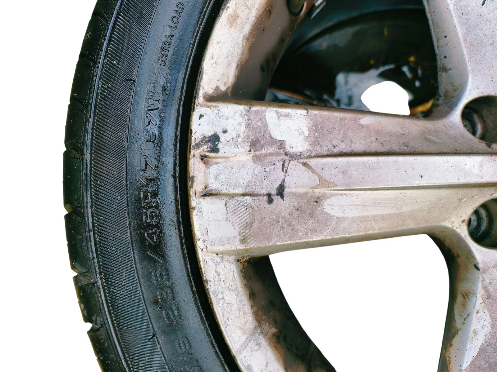 GENUINE VW PASSAT ESTATE B7 17" ALLOY WHEEL WITH TYRE 3AA601025E