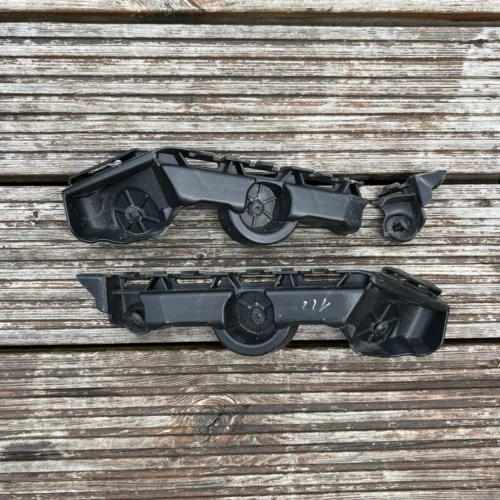 Skoda Fabia 2014-2021 Rear Bumper bracket mounts pair 6V6807394 6v6807393b