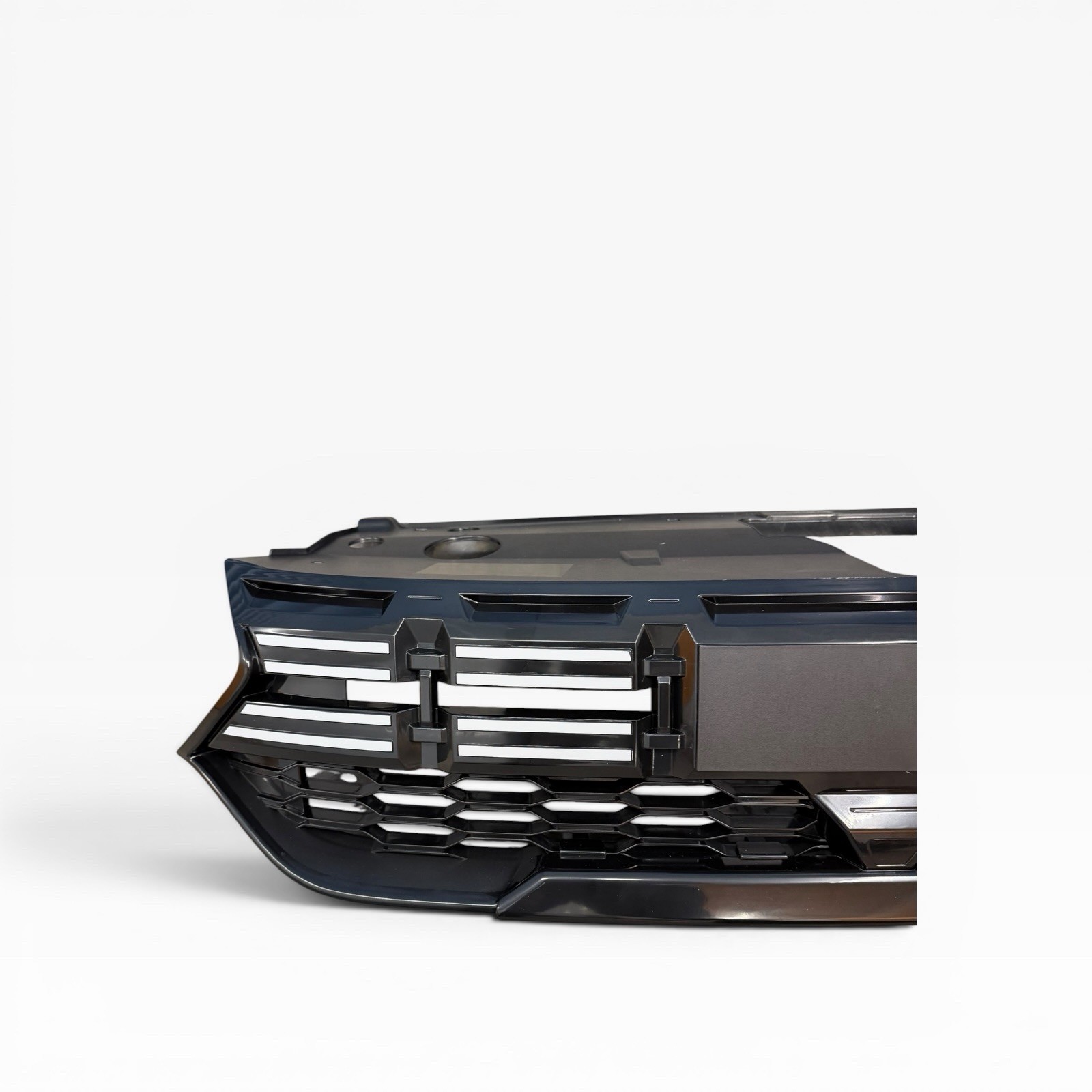 Dacia Sandero Stepway Facelift 2021-24 Front Bumper Upper Centre Grille - New OE Style
