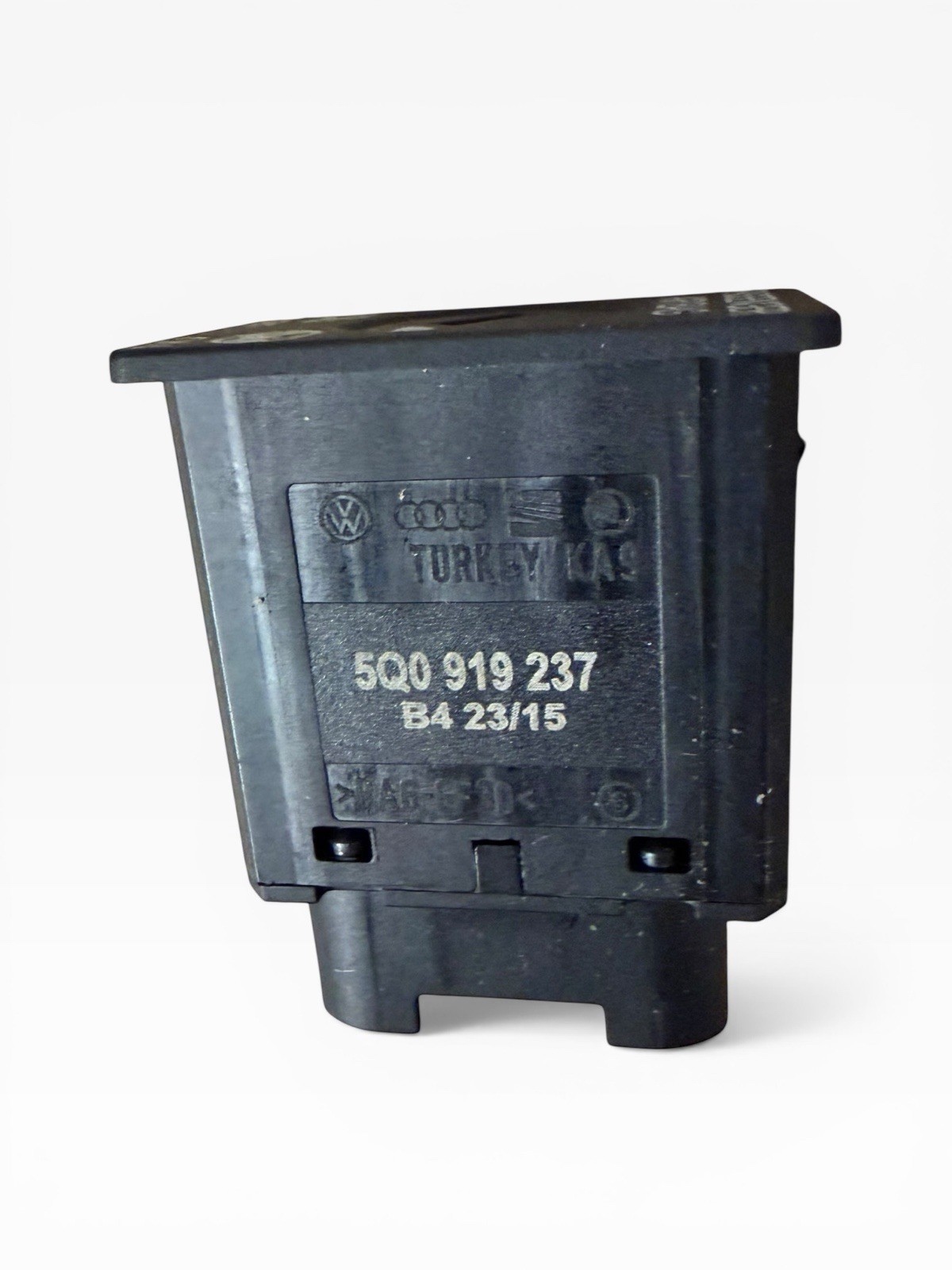 Genuine VW Audi Skoda SEAT 2016-on passenger airbag switch 5Q0919237 WGI