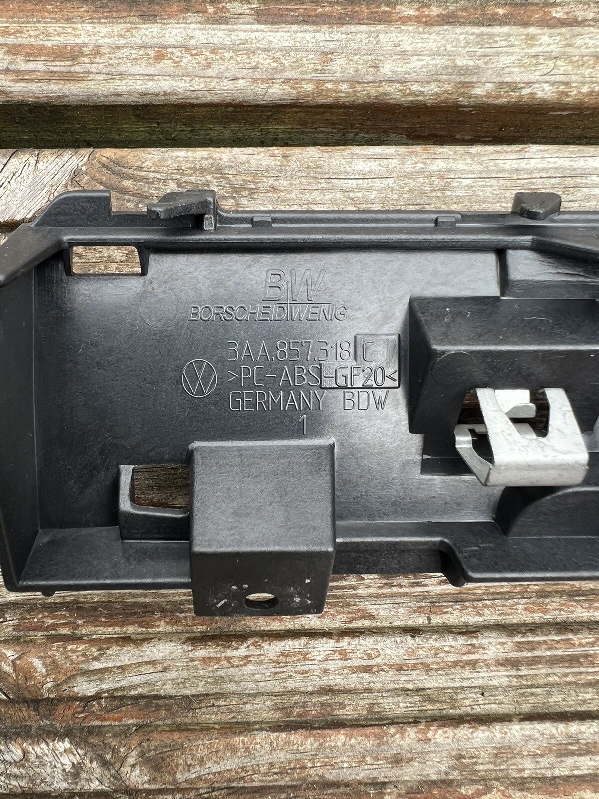 Vw Passat B7 Saloon Facelift 10-15 Time Clock With Trim 3AA919204A 3AA857318C